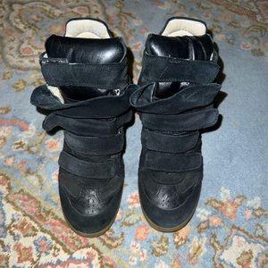 Isabel Marant Black in great condition.